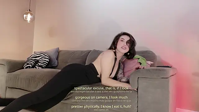 Hannah Borbon online show from 10, 3, 2026