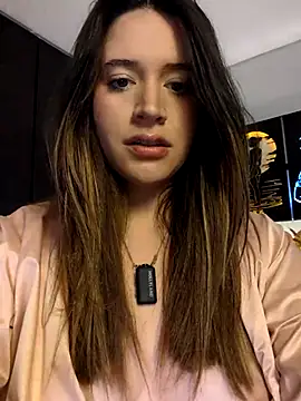 maliciaworld online show from 25, 6, 2026