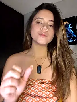 maliciaworld online show from 21, 4, 2026