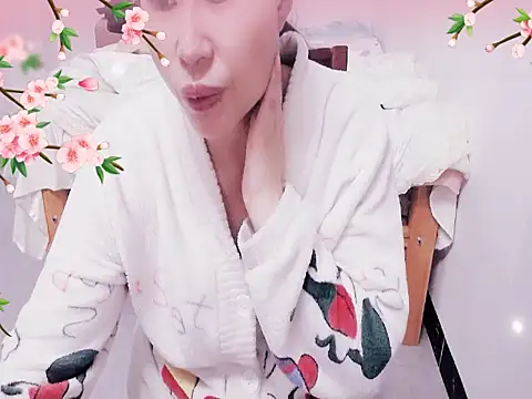 xiaoxuer online show from 3, 3, 2025