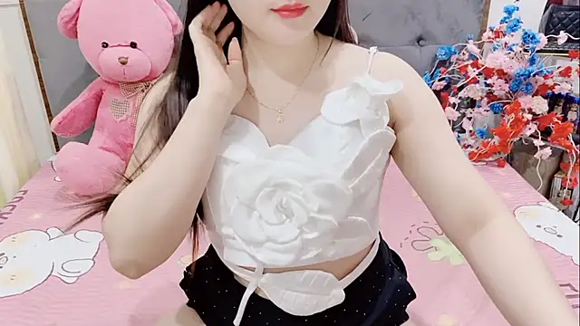 Funikio online show from 8, 4, 2026