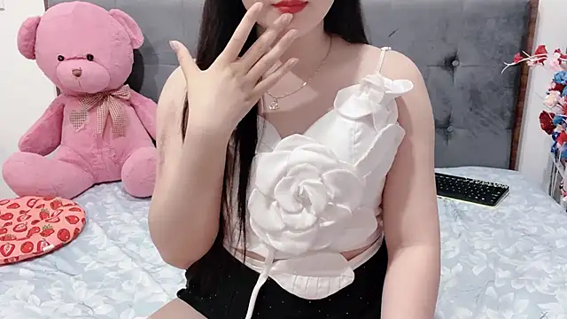 Funikio online show from 13, 5, 2026