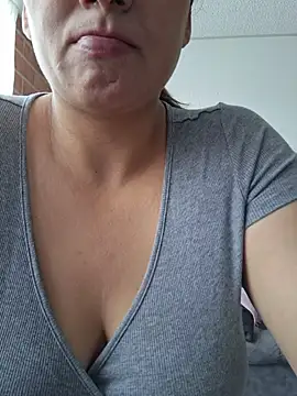 Snapshot of Zoe_Nasty chatting on 6, 6, 2026 Zoe Nasty online show from 6, 6, 2026