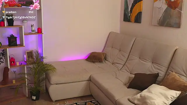 oliviabr0wn0 online show from 15, 11, 2025