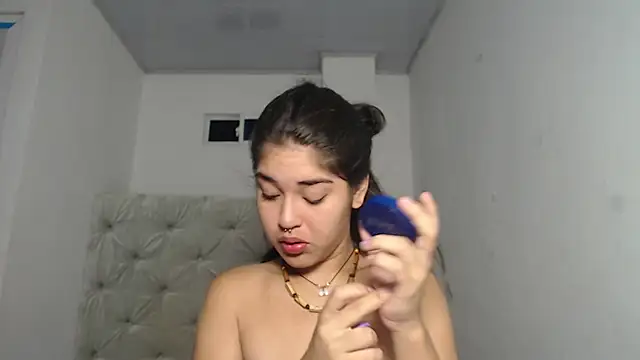 Melody phillips2 online show from 9, 10, 2025