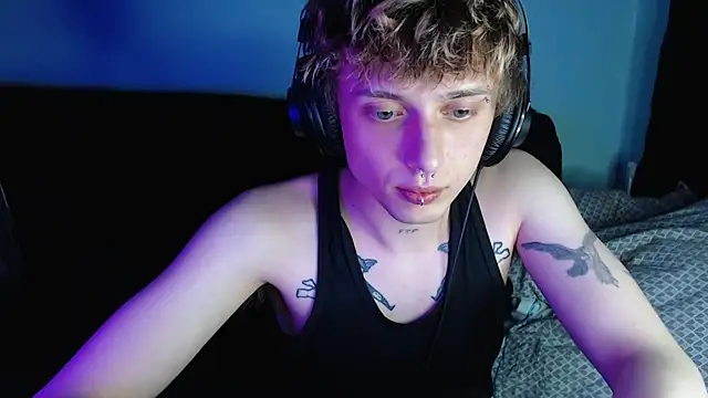Snapshot of axxxturel chatting on 15, 3, 2025 axxxturel online show from 15, 3, 2025