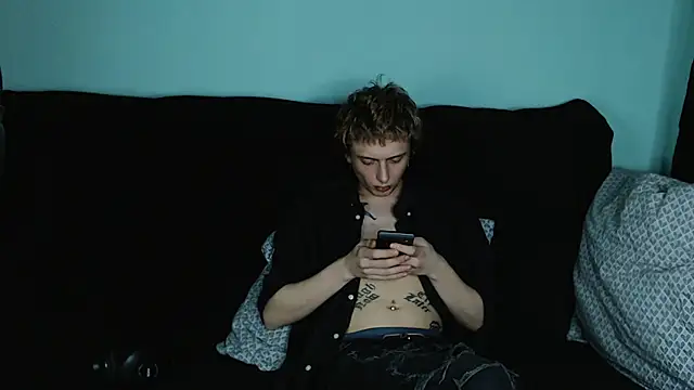 Snapshot of axxxturel chatting on 10, 1, 2025 axxxturel online show from 10, 1, 2025