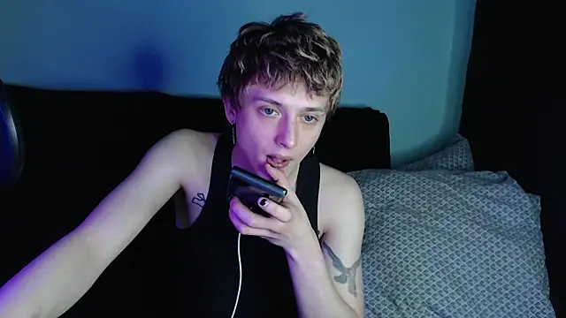 Snapshot of axxxturel chatting on 25, 2, 2025 axxxturel online show from 25, 2, 2025