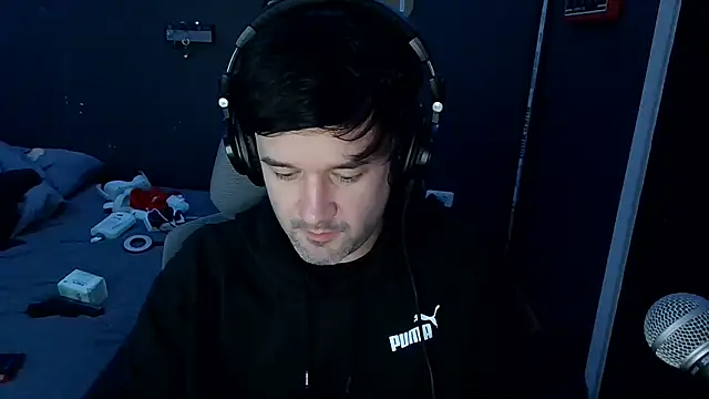 Snapshot of Stix_Zadinia chatting on 4, 12, 2025 Stix Zadinia online show from 4, 12, 2025