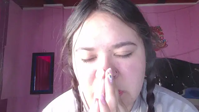 NikkiRous  online show from 10, 10, 2025