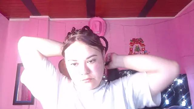 NikkiRous  online show from 14, 11, 2025