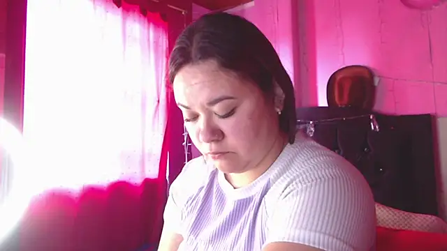 NikkiRous  online show from 28, 4, 2026