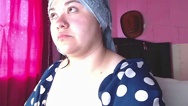 NikkiRous  online show from 19, 2, 2026