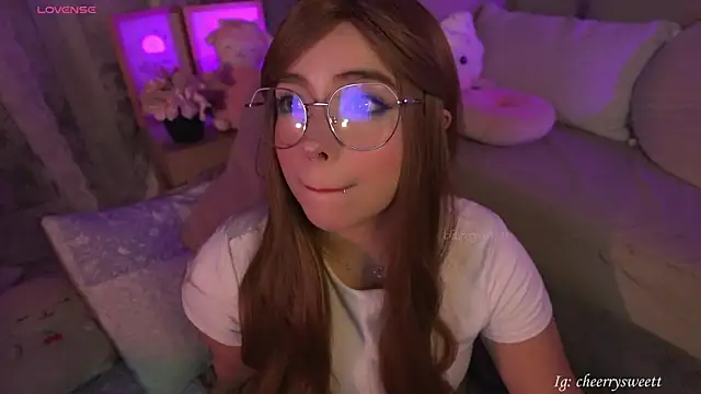 Cheerrysweett online show from 14, 4, 2026