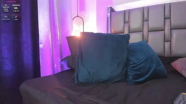 Emily Gil1 online show from 12, 2, 2026