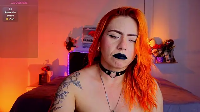 Snapshot of Dulce_charlottee chatting on 29, 10, 2025 Dulce charlottee online show from 29, 10, 2025