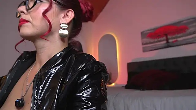 Dulce charlottee online show from 26, 6, 2026
