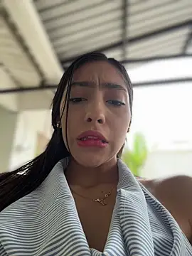 Ema azel online show from 2, 4, 2026