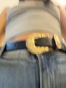 Ema azel online show from 19, 4, 2026