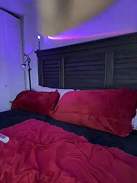 Snapshot of BrattyBae_xo chatting on 20, 2, 2025 BrattyBae xo online show from 20, 2, 2025