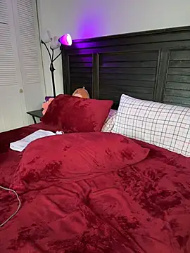 Snapshot of BrattyBae_xo chatting on 5, 2, 2025 BrattyBae xo online show from 5, 2, 2025