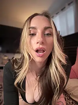 BrattyBae xo online show from 15, 1, 2026