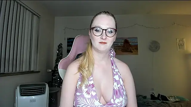 Snapshot of AudreyMadisonX chatting on 18, 2, 2025 AudreyMadisonX online show from 18, 2, 2025