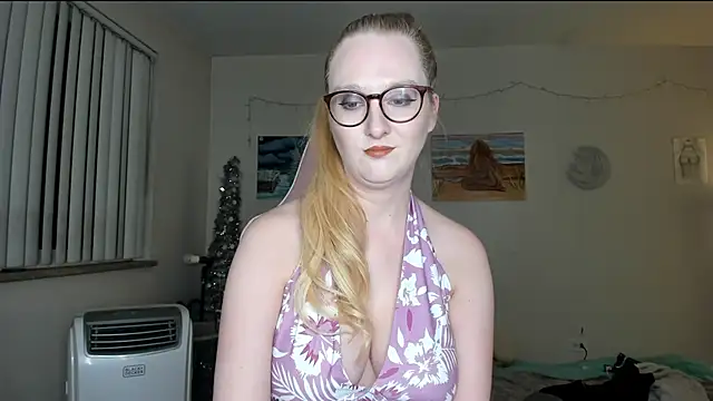 Snapshot of AudreyMadisonX chatting on 15, 2, 2025 AudreyMadisonX online show from 15, 2, 2025