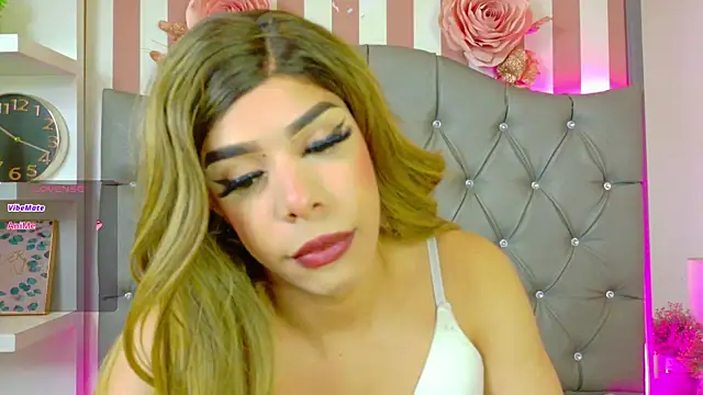 Giorgina Parado online show from 4, 4, 2026