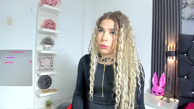 Giorgina Parado online show from 18, 4, 2026