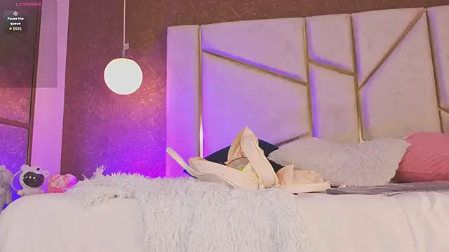 AilishBenson online show from 9, 2, 2026