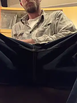 Snapshot of BIGWHITECOCKDOC36 chatting on 27, 12, 2024 BIGWHITECOCKDOC36 online show from 27, 12, 2024