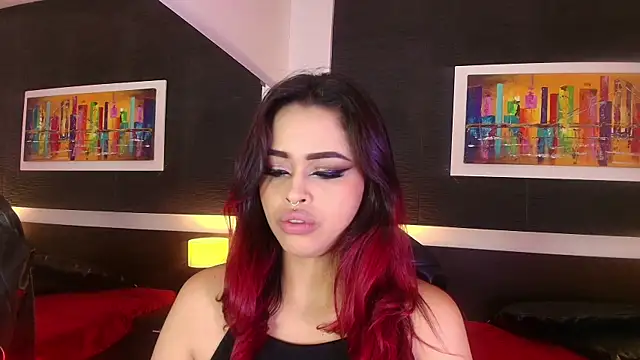 EvaaFoxxy1 online show from 8, 5, 2026
