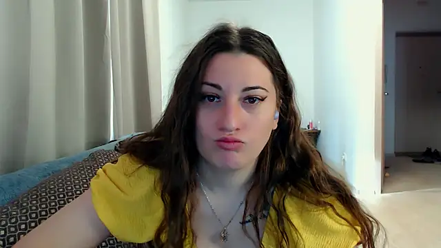 Snapshot of Helen_Adams_ chatting on 7, 5, 2026 Helen Adams online show from 7, 5, 2026