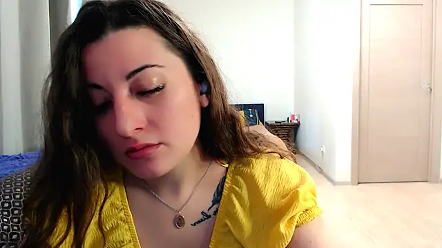 Snapshot of Helen_Adams_ chatting on 11, 5, 2026 Helen Adams online show from 11, 5, 2026