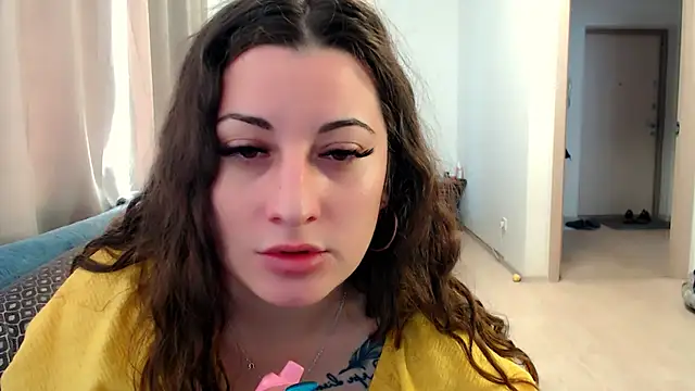 Helen Adams  online show from 22, 4, 2026