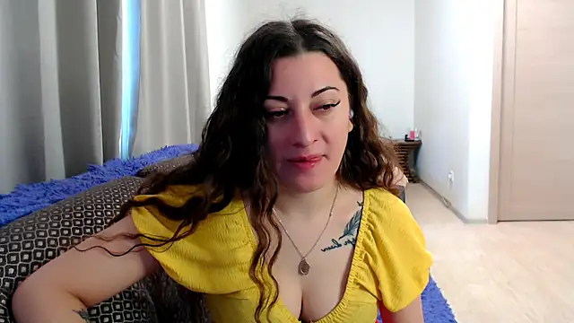 Snapshot of Helen_Adams_ chatting on 13, 5, 2026 Helen Adams online show from 13, 5, 2026