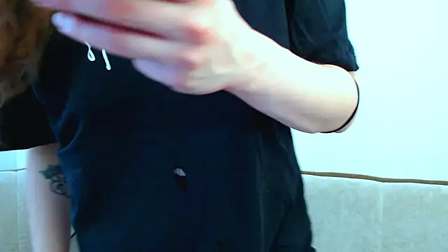 Helen Adams  online show from 21, 3, 2025