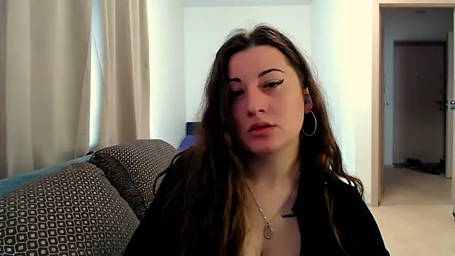 Snapshot of Helen_Adams_ chatting on 4, 5, 2026 Helen Adams online show from 4, 5, 2026