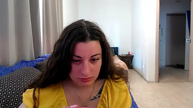 Snapshot of Helen_Adams_ chatting on 20, 5, 2026 Helen Adams online show from 20, 5, 2026