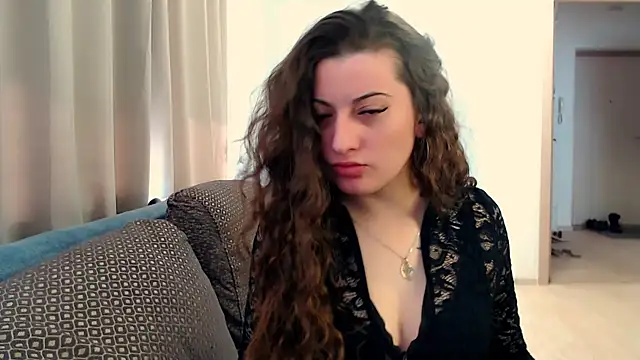 Snapshot of Helen_Adams_ chatting on 27, 4, 2026 Helen Adams online show from 27, 4, 2026