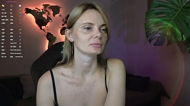 Snapshot of Sam_Klaus chatting on 16, 10, 2025 Sam Klaus online show from 16, 10, 2025