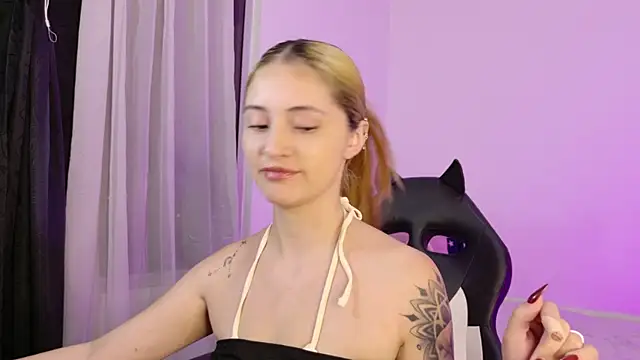 Snapshot of annie_mora chatting on 29, 5, 2026 annie mora online show from 29, 5, 2026