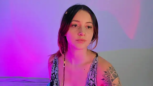 Snapshot of annie_mora chatting on 25, 11, 2025 annie mora online show from 25, 11, 2025