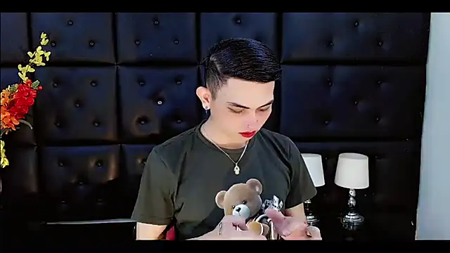 Daniela Pink  online show from 23, 3, 2026