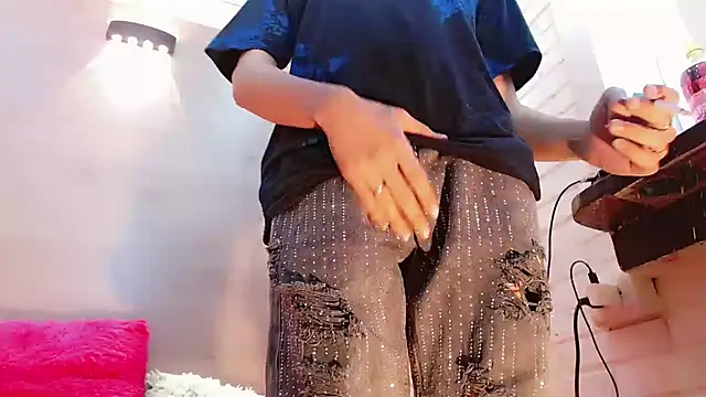 Daniela Pink  online show from 19, 10, 2025