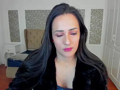 KimWessel  online show from 25, 10, 2025