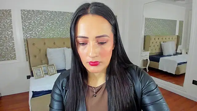 Snapshot of KimWessel_ chatting on 24, 7, 2026 KimWessel online show from 24, 7, 2026