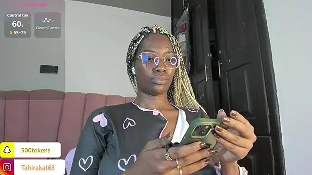 Snapshot of Tahira_21_ chatting on 21, 7, 2026 Tahira 21 online show from 21, 7, 2026