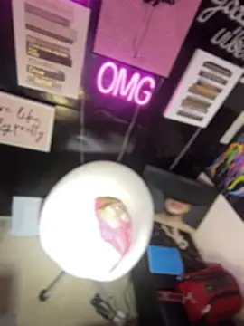 SarahStarr2020 online show from 22, 2, 2025